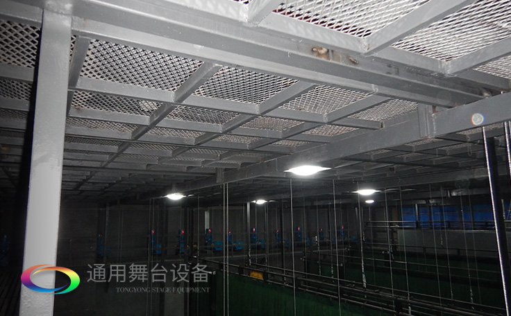 舞臺吊桿卷揚機、控制系統(tǒng)運作原理、組成及注意事項