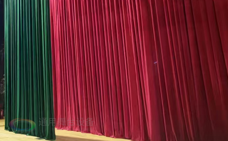 隨著全球文化演出市場的復(fù)蘇以及公共安全意識的提升,舞臺安全設(shè)備領(lǐng)域迎來新一輪發(fā)展機(jī)遇